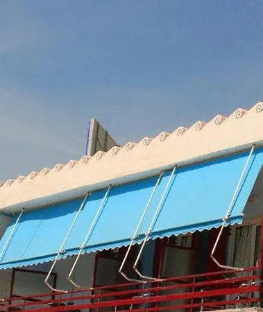 钻石客房酒店 埃雷特里亚